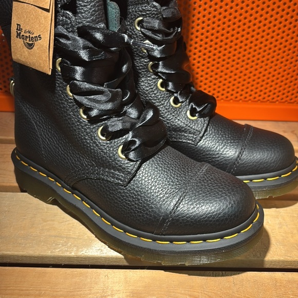 Dr. Martens Women's AIMILITA Combat Boots - Picture 4 of 12